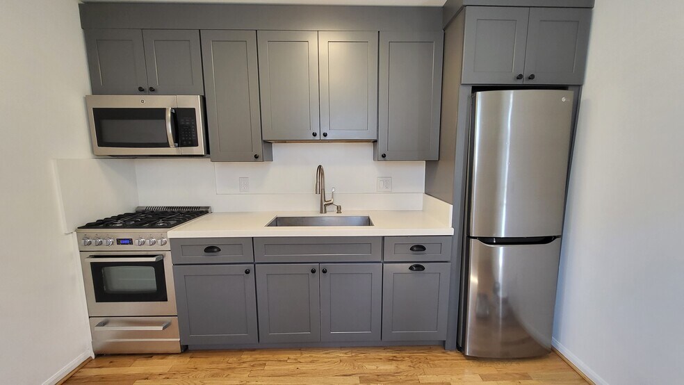 Kitchen - 2807 2nd St