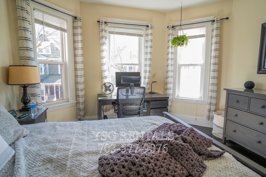 Building Photo - 85 Auckland St