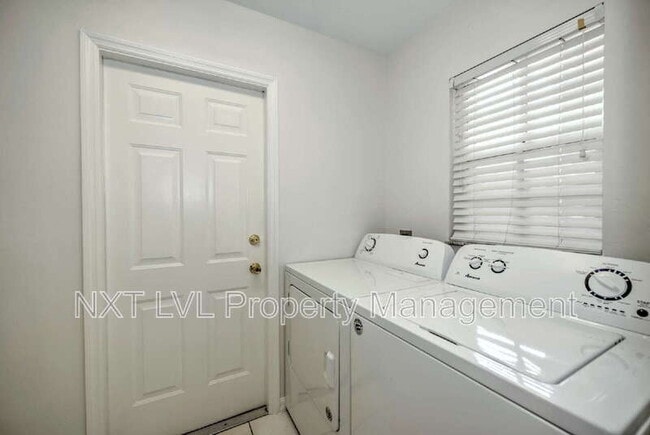 Building Photo - 8658 Patty Berg Ct