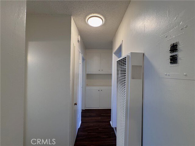 Building Photo - 4370 W 132nd St