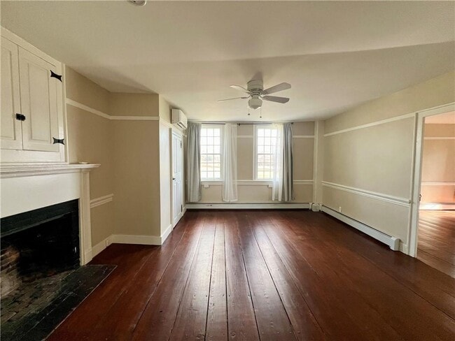 Building Photo - 4 Limerock Rd