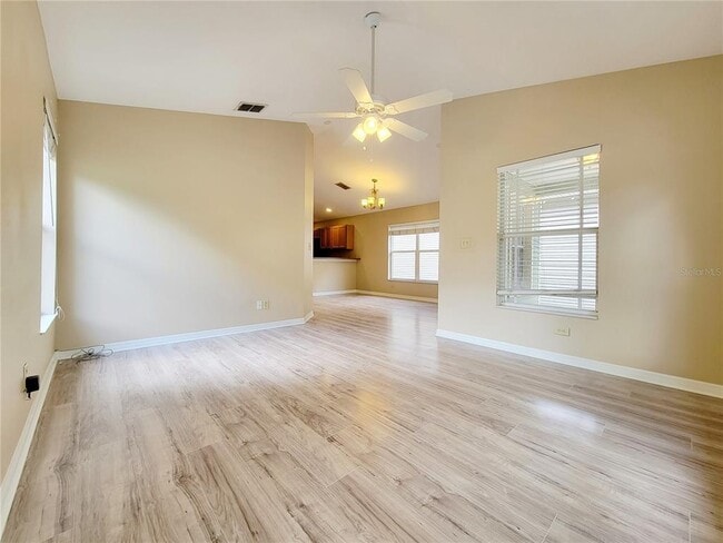 Building Photo - 2008 N Albany Ave