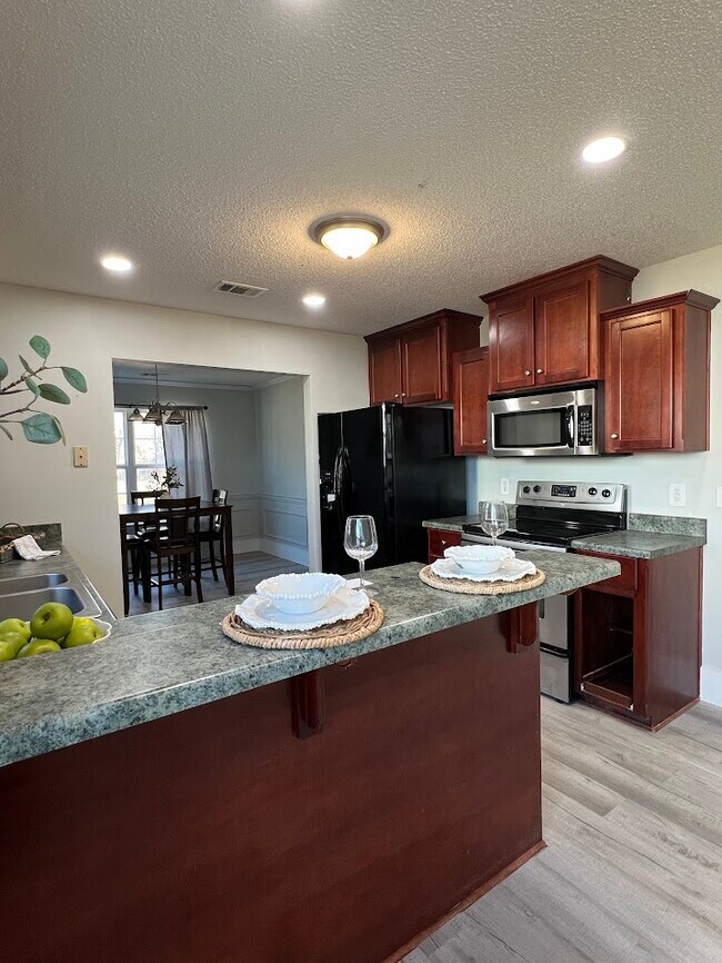 Building Photo - 82 Saddlebrush Rd