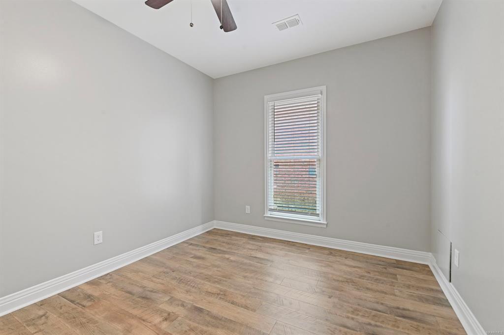 Building Photo - 8920 Green Chase Dr