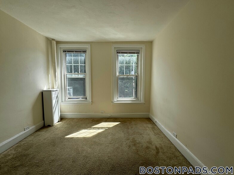 Building Photo - 1223 Beacon St