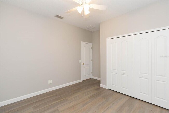 Building Photo - 17843 Cunningham Ct
