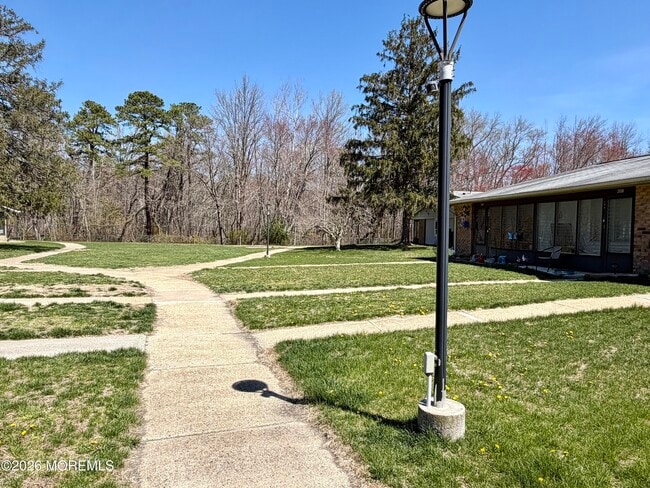 Building Photo - 20 Yorkshire Ct