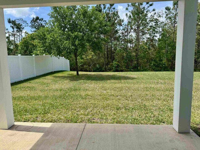 Building Photo - 13870 Harlowton Ave