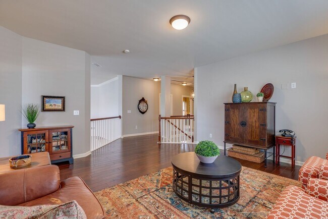 Building Photo - Spotless 5BR/3.5BA rental home, Meade of A...