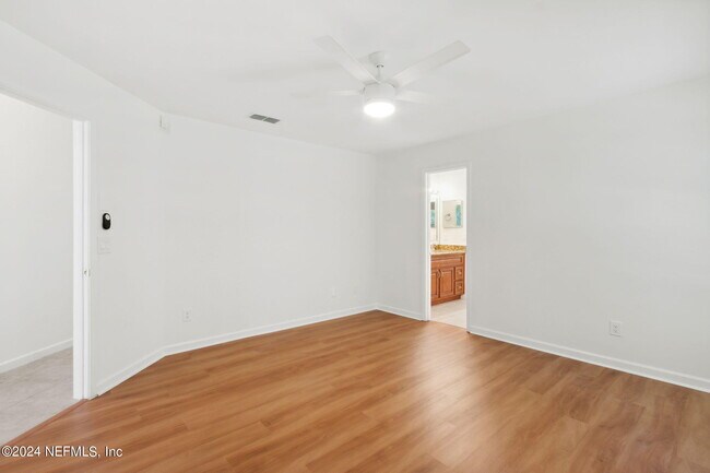 Building Photo - 1181 Westwood Dr