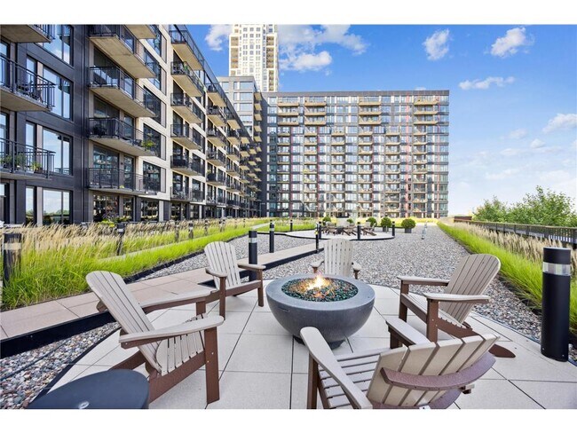 Building Photo - 1240 S 2nd St