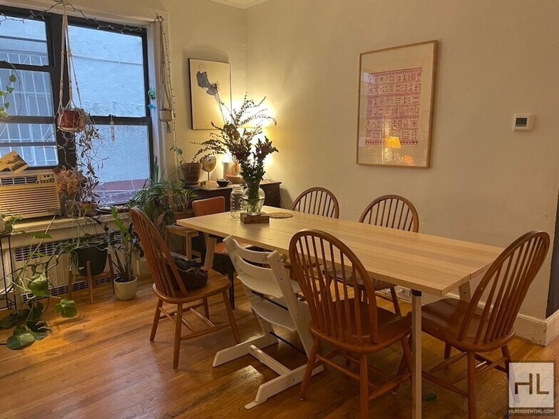 Primary Photo - SULLIVAN PLACE / Renovated Full-Floor 1-Be...