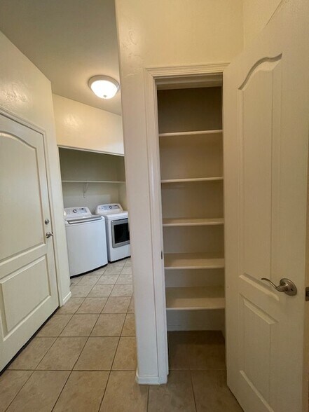 Pantry - 12777 N Haight Pl