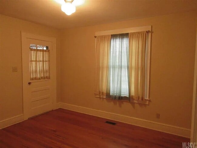 Building Photo - 1277 11th St NW