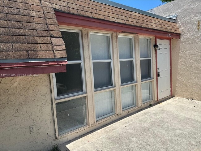 Building Photo - 797 NW 13th St