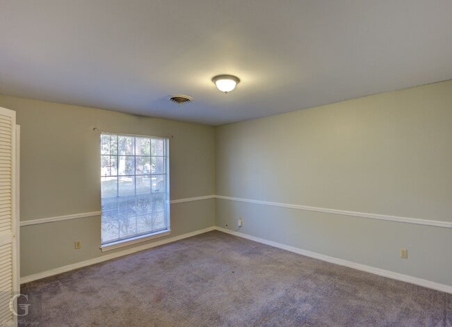 Building Photo - Rental Property