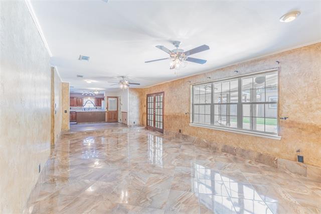 Building Photo - 2418 Ingleside Dr