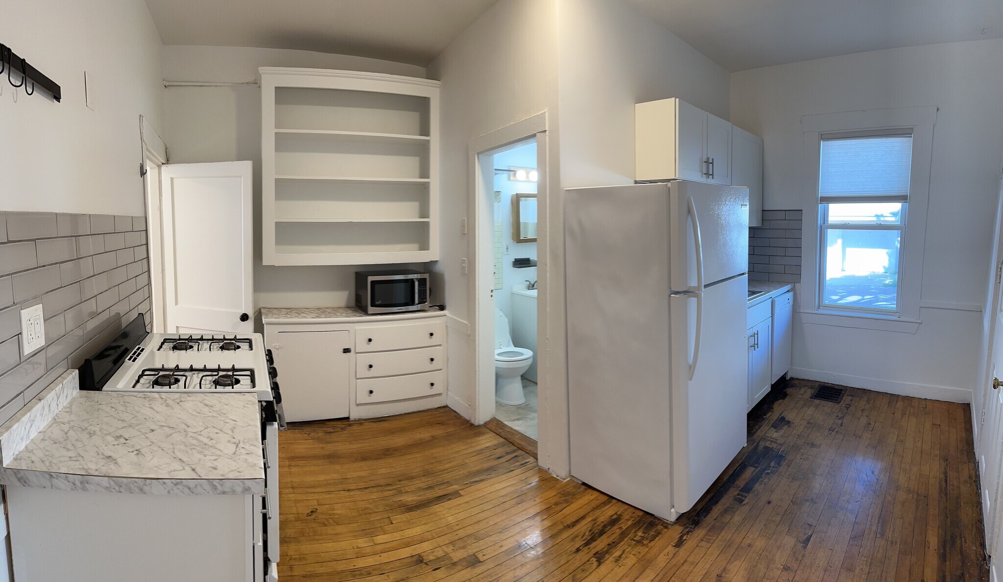 Building Photo - 150 5th St