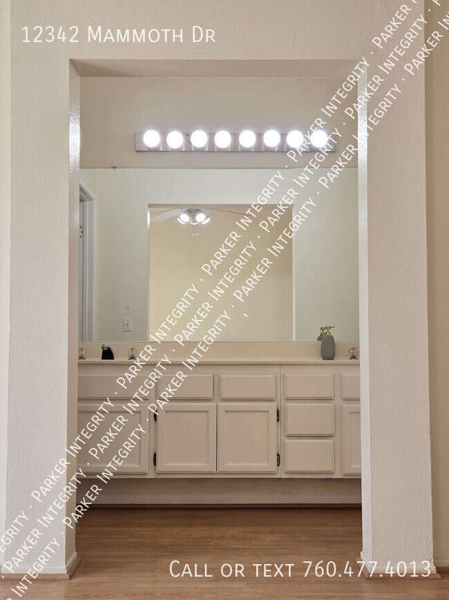 Building Photo - 12342 Mammoth Dr