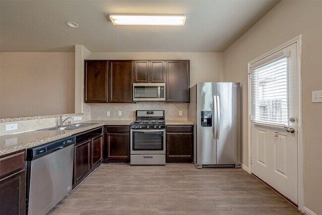 Building Photo - 17219 Quiet Song Ct