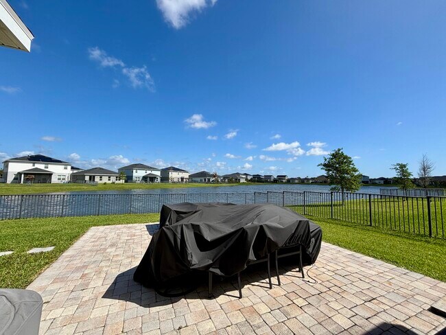 Building Photo - 10736 SW Prato Wy