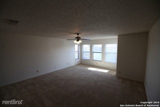 Building Photo - 4 br, 2.5 bath House - 8234 Chestnut Manor Dr