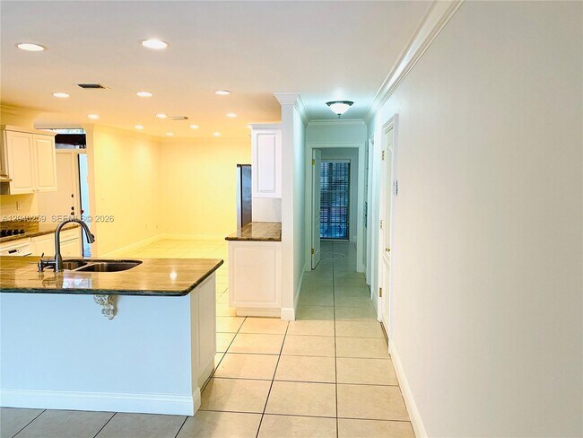 Building Photo - 15187 Loch Isle Dr W