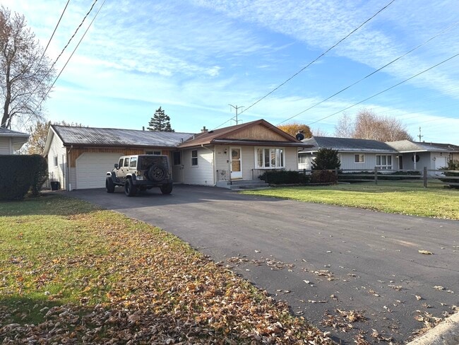 Primary Photo - 3133 21st Pl