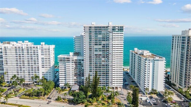 Building Photo - 4280 Galt Ocean Dr