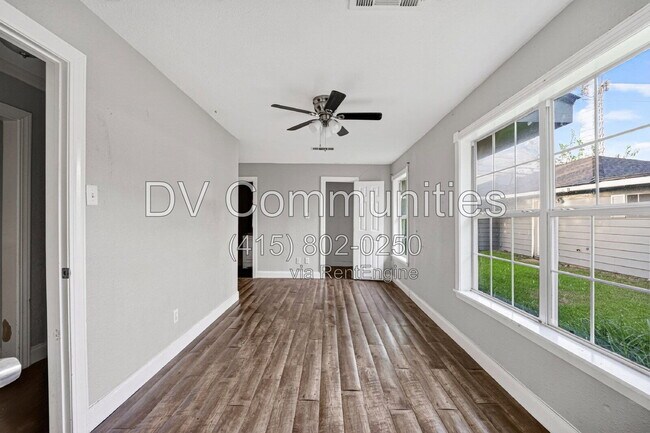 Building Photo - 3315 Bond St