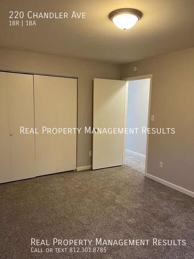 Building Photo - 220 Chandler Ave