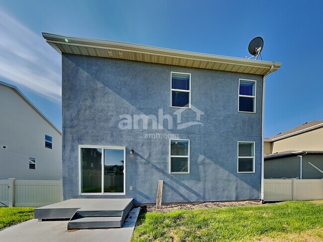 Building Photo - 2337 Surry Way