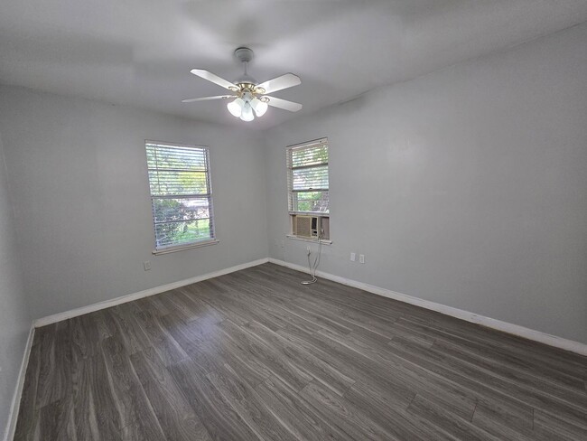 Building Photo - 4708 Red River St