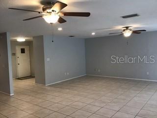 Building Photo - 10761 Lazy Lake Dr