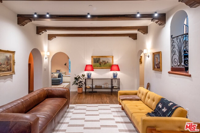 Building Photo - 408 17th St