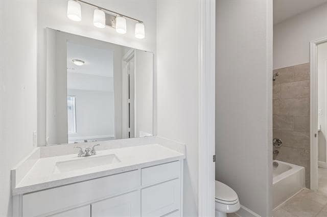 Building Photo - 3300 Honey Suckle Ln