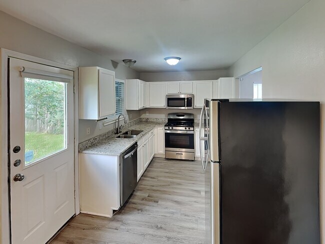 Building Photo - 12806 Boris Cove Trail