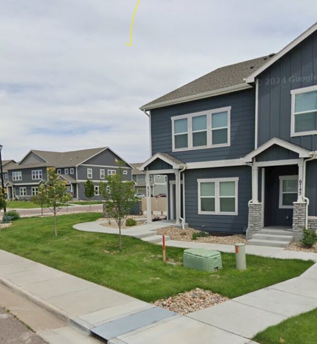 Building Photo - 6735 Carriage Meadows Dr