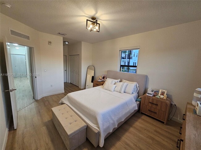 Building Photo - 15520 SW 136th St