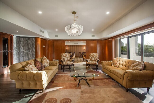 Building Photo - 19707 Turnberry Way