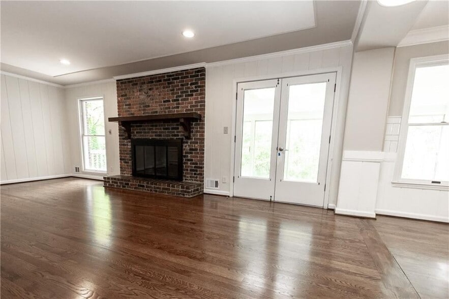 Building Photo - 1365 Timberland Dr