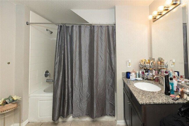 Building Photo - 4008 San Sebastian Dr