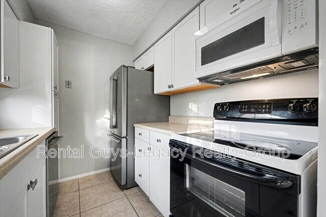 Building Photo - 8204 Oxford Forest Dr