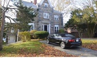 Building Photo - 77 Coggeshall Ave