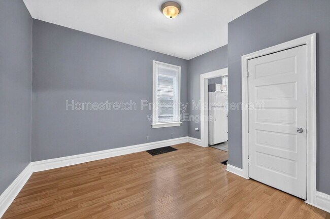 Building Photo - 4446 Itaska St