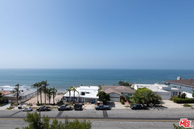 Building Photo - 18063 W Coastline Dr