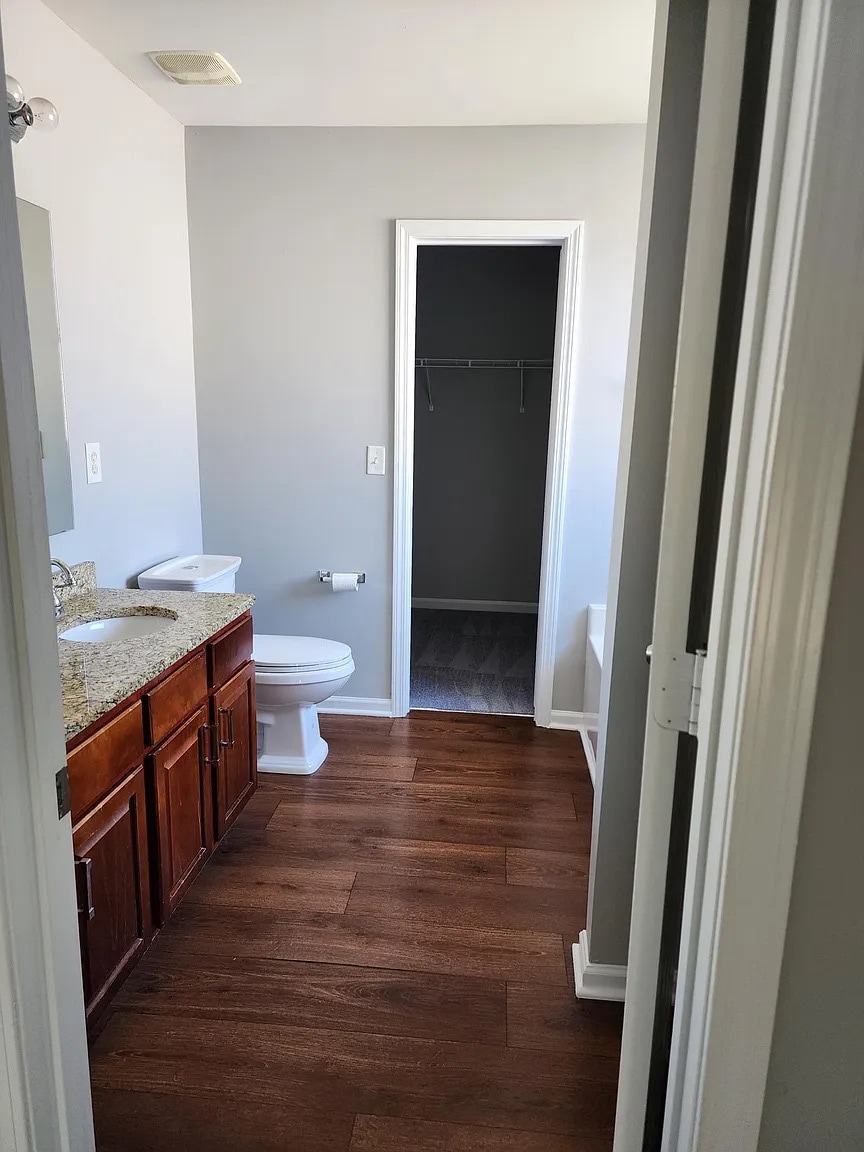 Building Photo - Room in Single Family Home on Mountain Quail Dr
