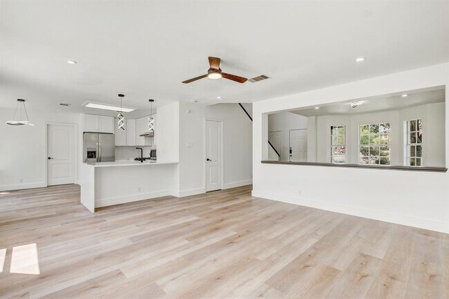 Building Photo - 16803 Bailey Jean Dr