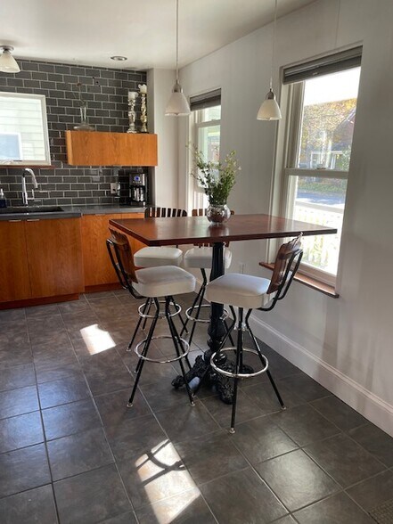 Building Photo - 85 West St