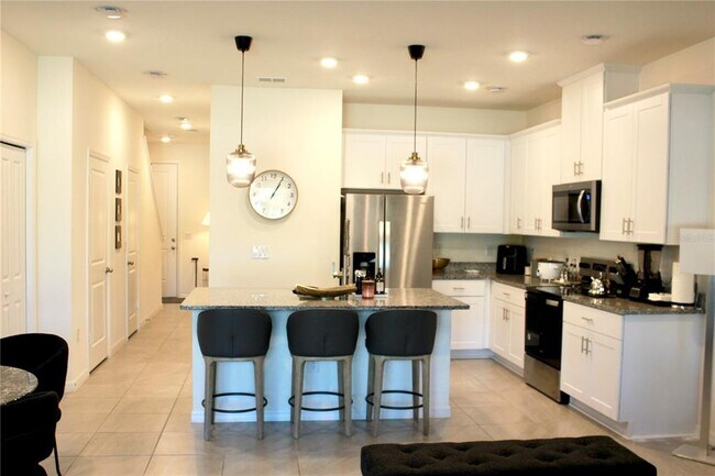 Building Photo - 4461 Small Creek Rd